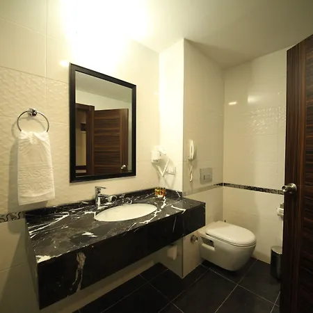 Safa Thermal Wellness & Hotell
