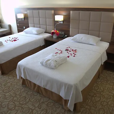 Safa Sorgun Thermal Hotel 5*
